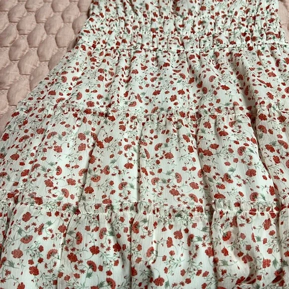 trixxi white ruffle tiered floral puff sleeve dress - Picture 6 of 8